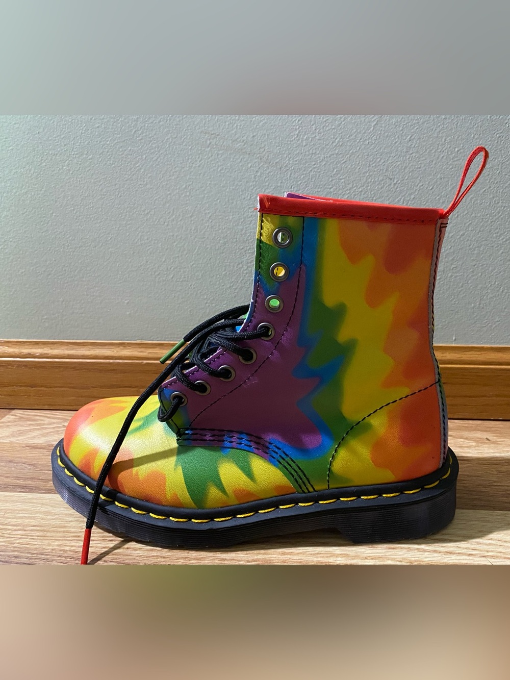 Doc Martens Colorful Tie-Dye Lace-Up Combat Boots New - Picture 4 of 11